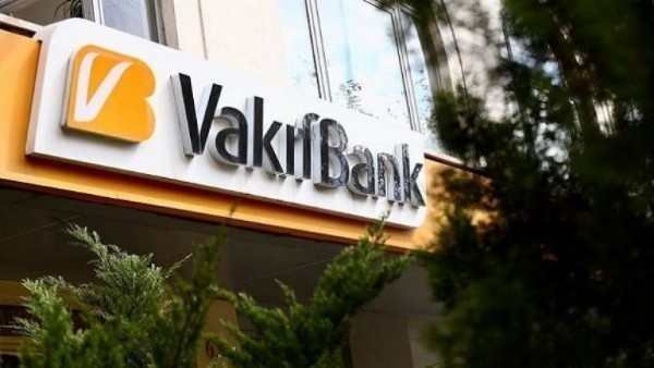  Vakıfbank Kesenin Ağzını Açtı! 20 bin TL, 50 bin TL ve 70 bin TL Kredi Veriyor! Günde Sadece 145 TL, 2,69 Faizle… Duyan Koşuyor…