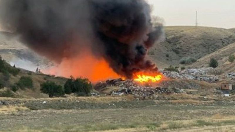 Ankara Akyurt'ta Çöplük Alanda Yangın Çıktı!