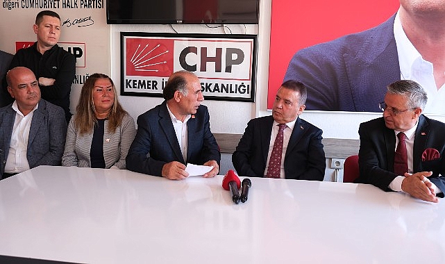 Antalya Büyükşehir Belediye Başkanı Muhittin Böcek Kemer'de