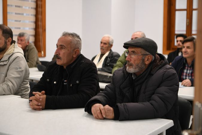  Mamak Belediyesi'nden çiftçilere destek: Arıcılık ve sürü yöneticisi kursları başladı!