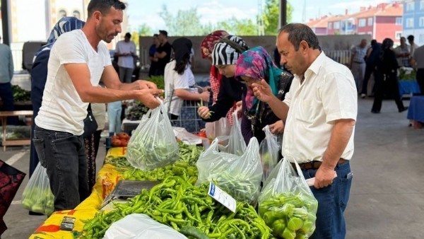 Sincan İlçesi Köylü Pazarı Hangi Gün Kuruluyor? Ankara Sincan Köylü Pazarında Neler Satılıyor?