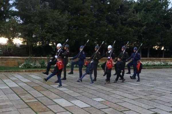  Iğdırlı öğrenciler Anıtkabir'de!