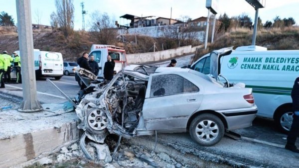  Ankara'da hayatını kaybeden aile, memleketlerinde toprağa verildi