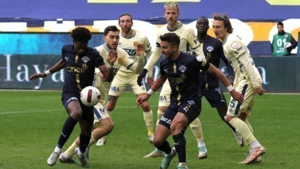  Trendyol Süper Lig'de MKE Ankaragücü, Kasımpaşa'yı 3-1'lik skorla mağlup etti!