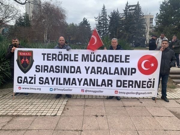 TBMM önünde TÜGŞAV'dan 