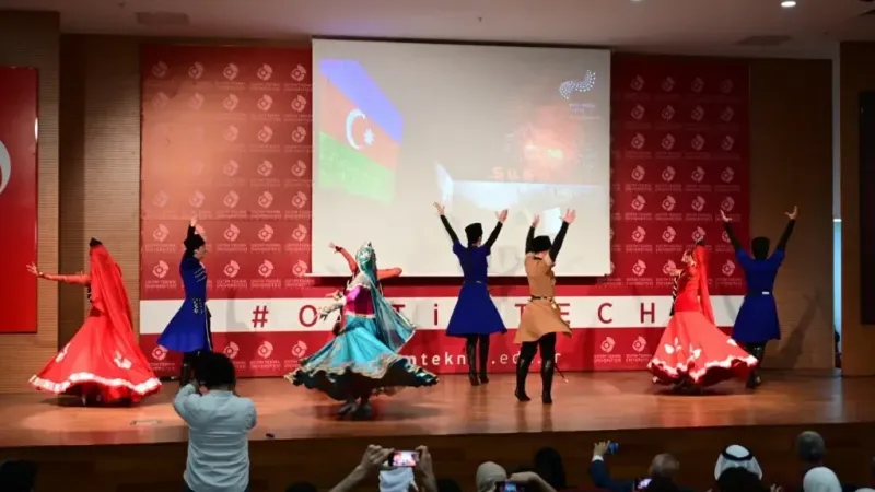 Ankara’da Kültürlerarası Festivalde Azerbaycan Rüzgarı