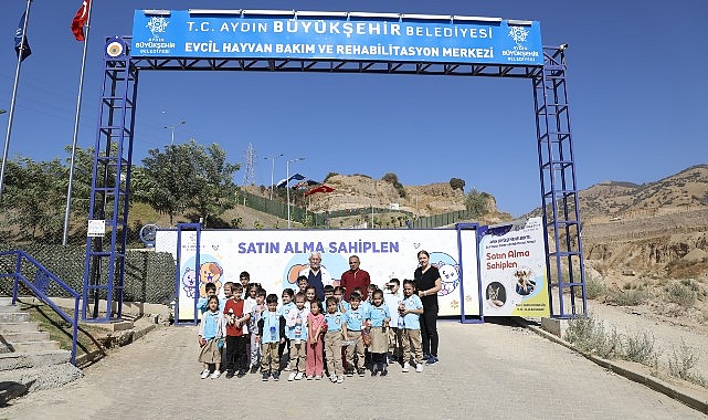 Başkan Çerçioğlu Hayvanları Koruma Günü'nde Minik Öğrencilere Can Dostlar Sevgisini Aşıladı