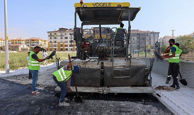  Başkan Pekyatırmacı Asfalt Çalışmalarını İnceledi