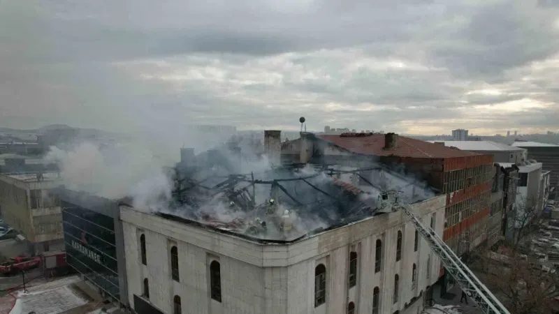  Ankara, mobilyacılar sitesinde yangın!