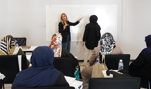 Beylikdüzü'nde Okuma Yazma Kursunun Yeni Dönemi Başladı