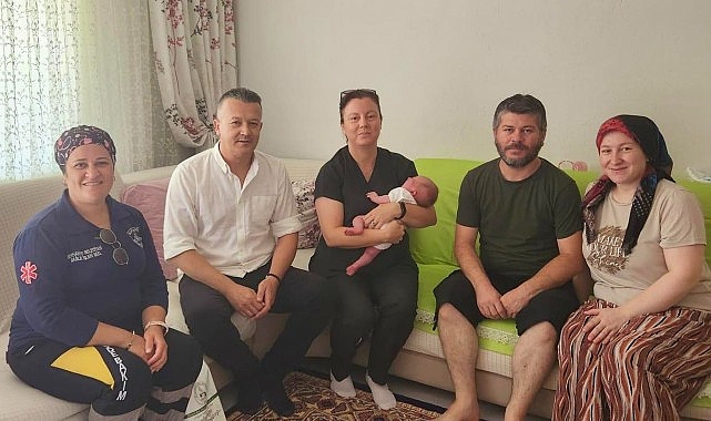  Burhaniye Belediyesi'nden 'Hoş Geldin Bebek' Ziyareti