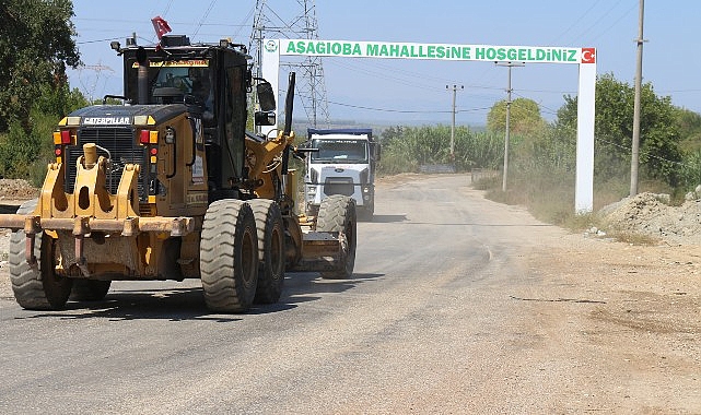 Büyükşehir'den Serik Aşağıoba Mahallesi'nde asfalt çalışması