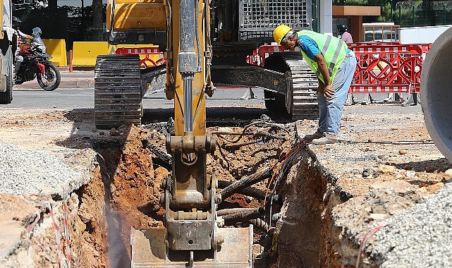  Büyükşehir Konyaaltı'nda altyapı çalışmasını sürdürüyor