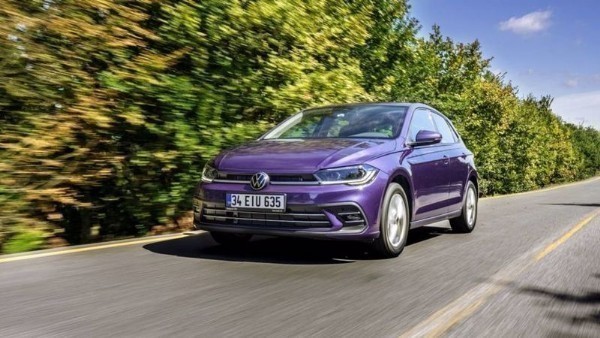  Volkswagen güncel fiyatları açıkladı: Renault Clio fiyatına Polo modeli listede!