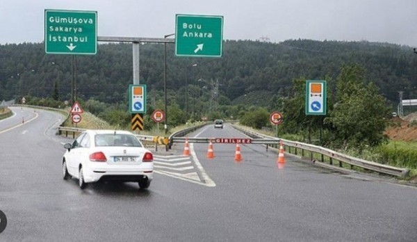  Ankara-İstanbul Anadolu Otoyolu kapandı mı, ne zaman açılacak? Ankara-İstanbul yolu neden kapandı?