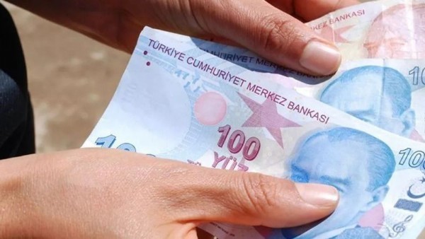  SGK uzmanı EYT yasasına dikkat çekti: 2,5 milyon kişi daha emekli olabilir!