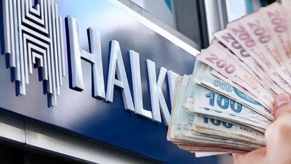  İhtiyacınızı değil, ödemeleri erteleyin: Halkbank duyuruyu yaptı! 50 bin TL’yi hemen almak için sadece başvuru yapmak gerekiyor!