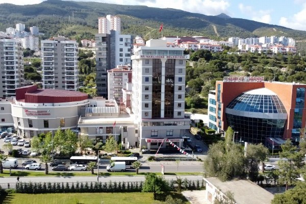  İzmir Narlıdere hizmet binasını yeniliyor