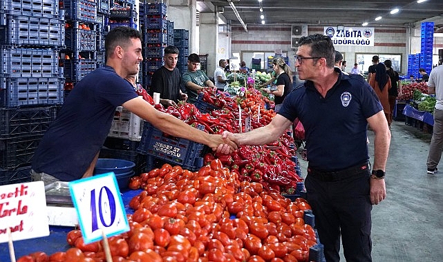  Kemalpaşa Belediyesi Zabıt Ekiplerinden Pazaryeri ve Fırın Denetimi