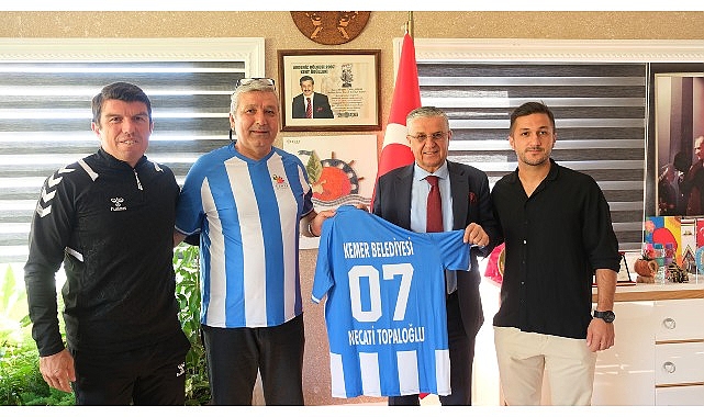 Kemer Belediye Merkez Spor'dan Başkan Topaloğlu'na ziyaret