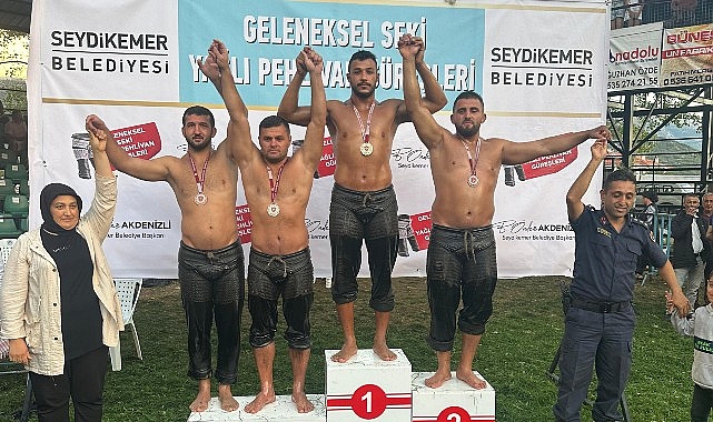  Kemer Belediye pehlivanı 3'üncü oldu