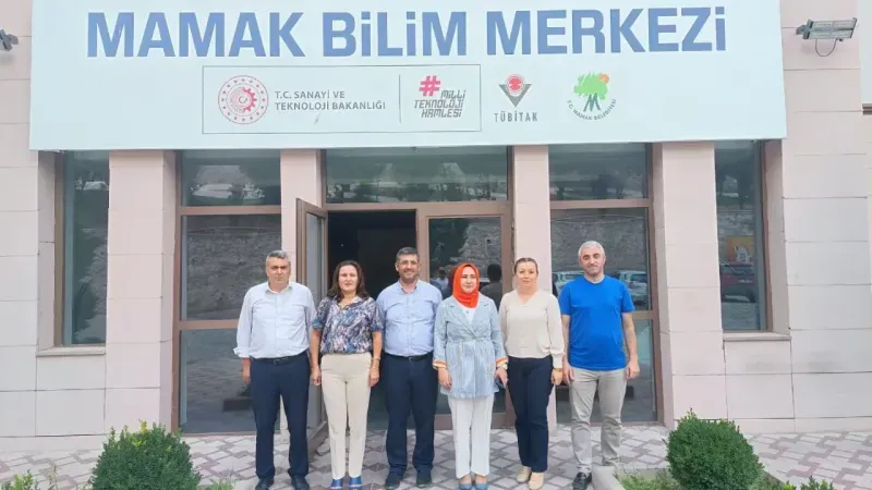  Mamak’ta Çocuklar Yaz Kurslarını Bilim Merkezi’nde Geçiriyor