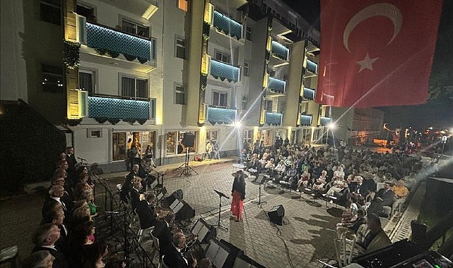 Oylat'ta Musiki Tadında Gece