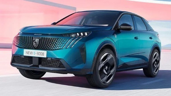 Peugeot e-3008'i tanıttı: En ileri teknoloji geliyor! Yeni elektrikli SUV'un menzili herkesi şaşırttı