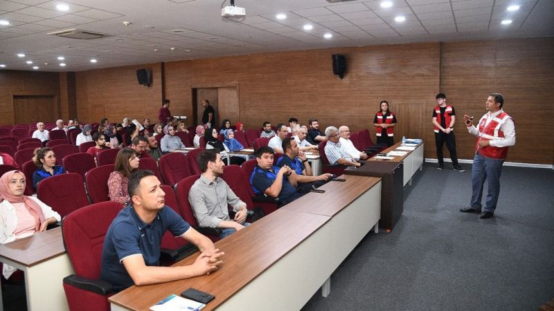  Pursaklar’da İş Güvenliği ve İş Sağlığı Eğitim Semineri