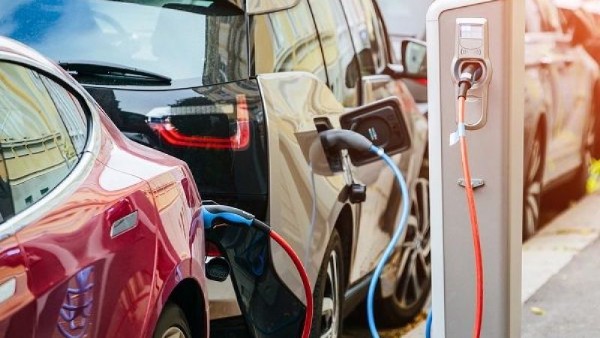 Elektrikli otomobil satın almak mantıklı mı? Elektrikli otomobillerin avantajları ve dezavantajları