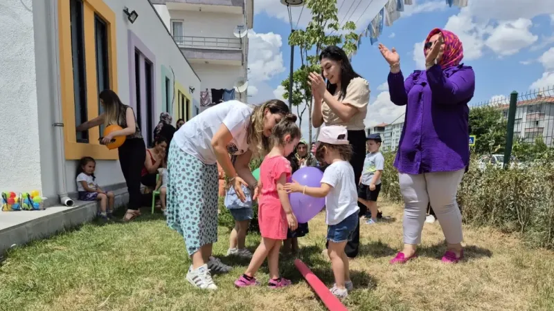 Sincan'da Anneler ve Çocuklar Mutlu