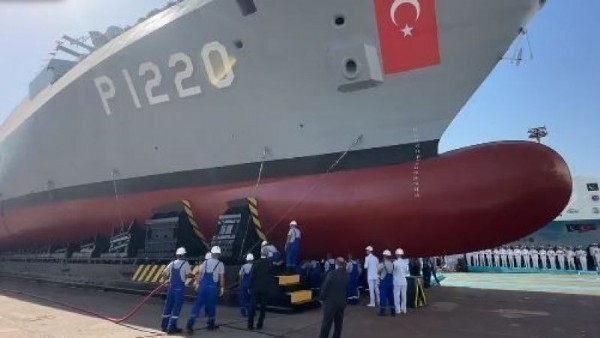 TCG Akhisar ve TCG Koçhisar denize indirildi!