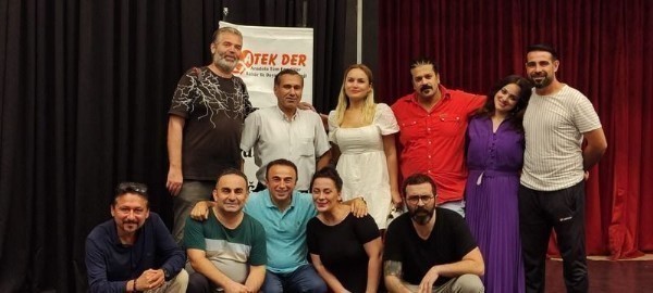  Antalya'da “Kaza Geliyorum Der” oyunu ile trafik kazalarına dikkat çekildi