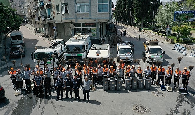 Zeytinburnu Sokaklarında Yaz Temizliği